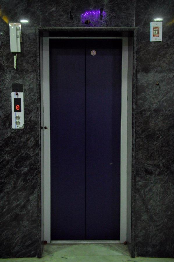 Fabexpress Prana Grande Hotel Pondicherry Bagian luar foto