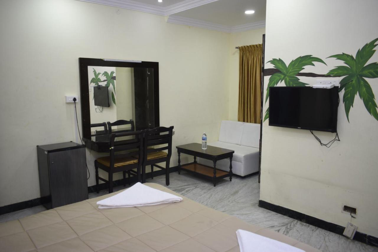 Fabexpress Prana Grande Hotel Pondicherry Bagian luar foto
